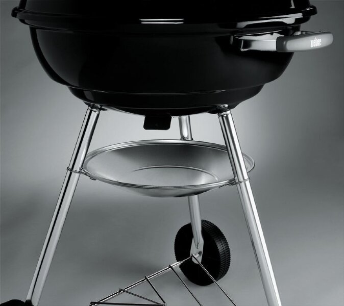 Угольный гриль Weber Compact Kettle 57 см черный