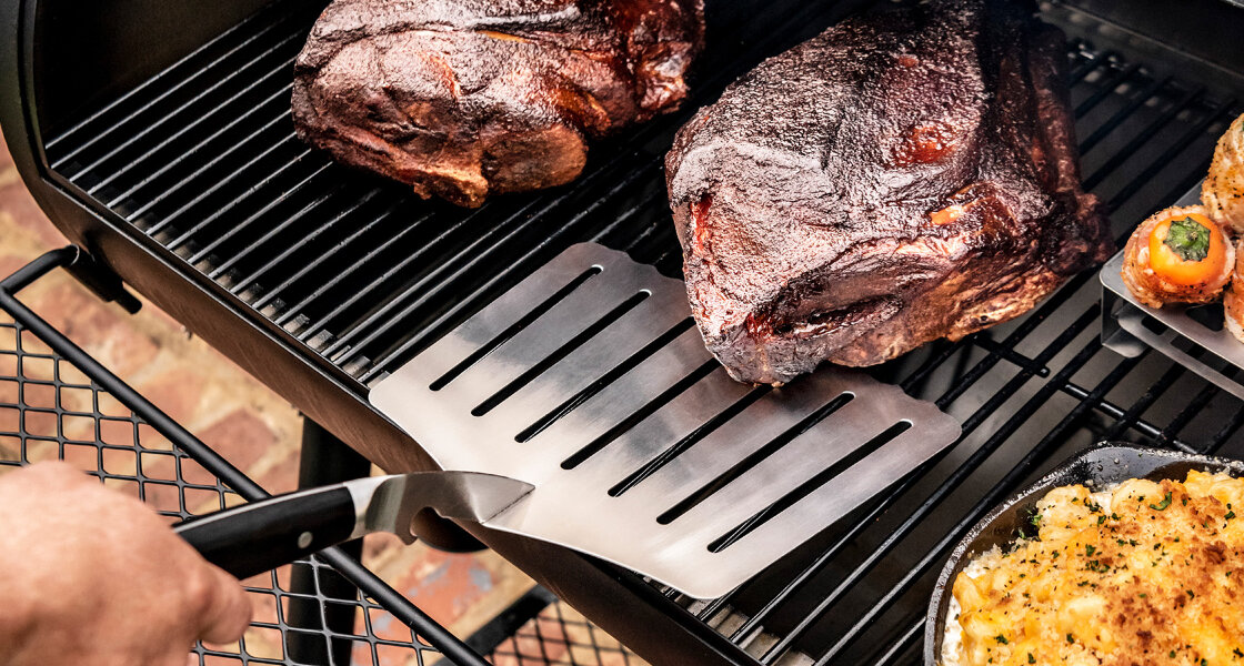 Лопатка Oklahoma Joe's Blacksmith широкая