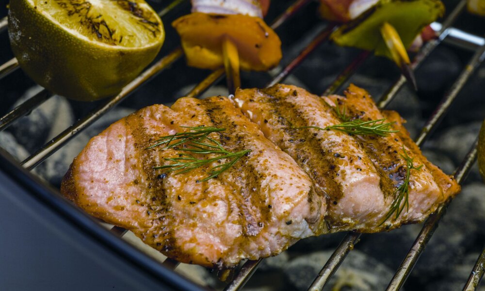 Угольный гриль Weber Classic Kettle 57 см черный