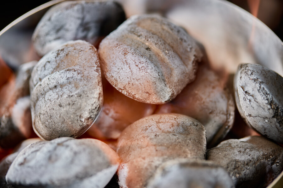 Угольные брикеты Weber 8 кг кокосовые