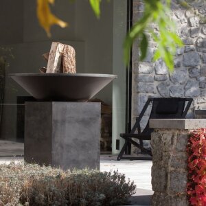 Дровяной гриль OFYR Classic Concrete 100 с бетонной тумбой