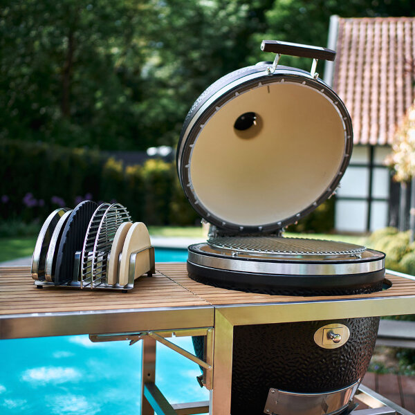 Угольный гриль Monolith Avantgarde.66 (LeChef) черный без столиков и ножек