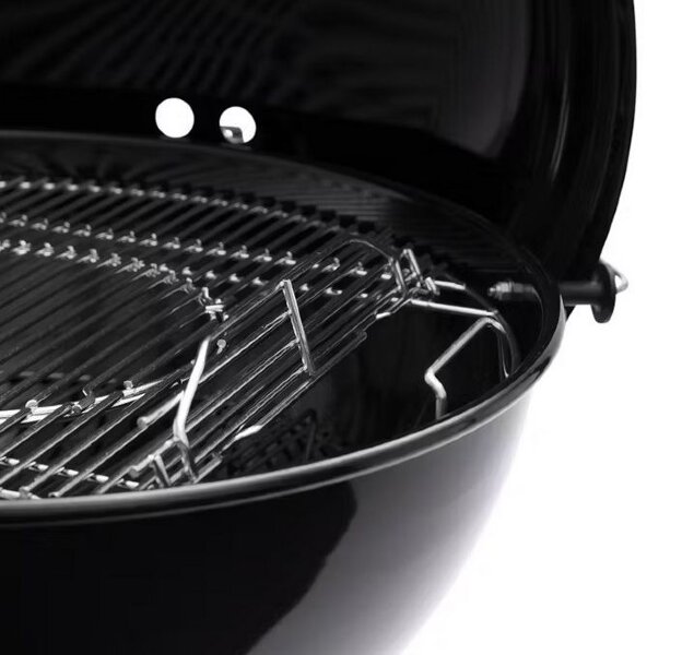 Угольный гриль Weber Master-Touch GBS E-6755 черный