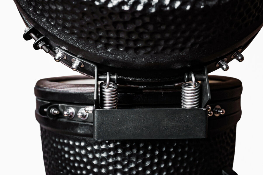 Керамический гриль GRLLR Ember 16″ глянцево-черный с тележкой