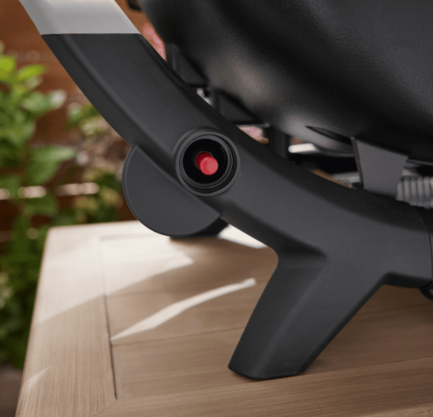 Газовый гриль Weber Q 2100N черный 