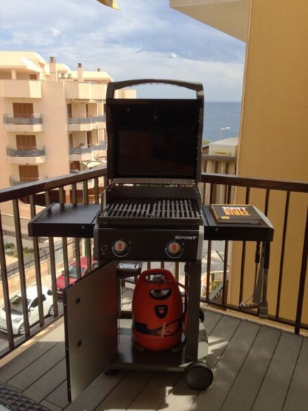 Газовый гриль Weber Spirit E-210 Original черный