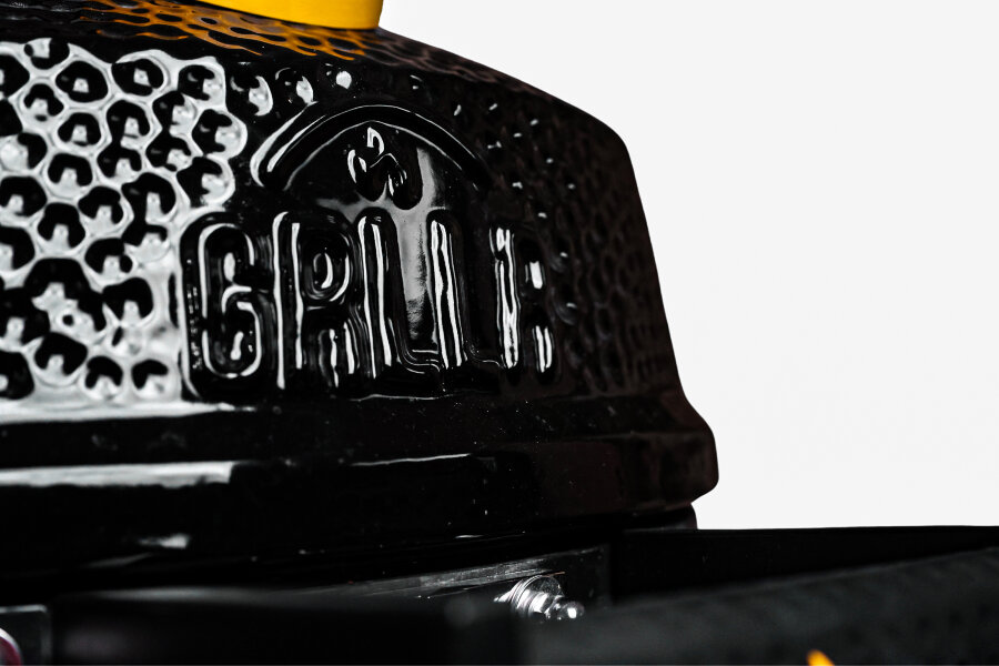 Керамический гриль GRLLR Ember 18″ глянцево-черный с тележкой