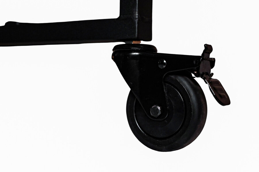 Керамический гриль GRLLR Ember 22″ глянцево-черный с тележкой