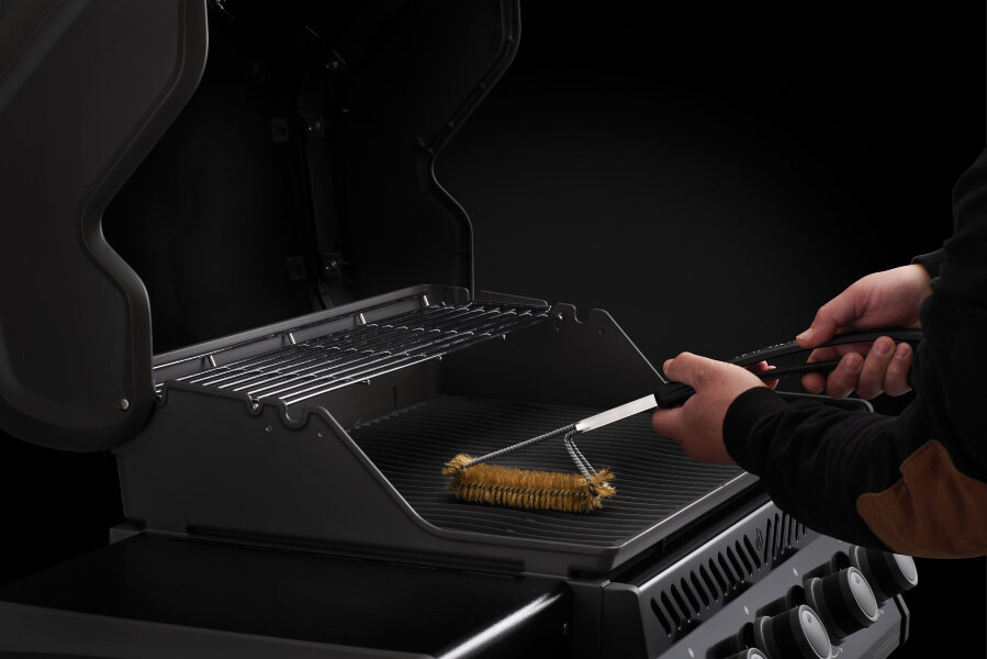 Щетка для чистки решеток Napoleon трехрядная с латунным ворсом