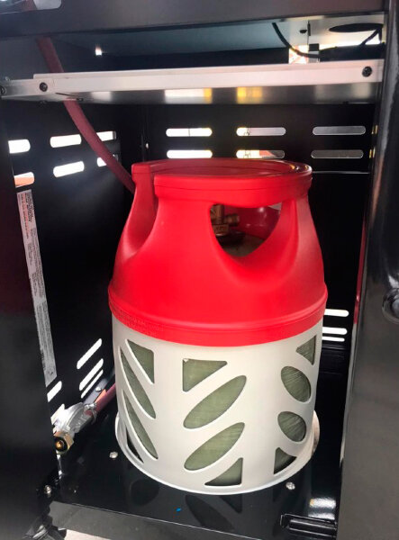 Газовый гриль Char-Broil Professional 4 All Black