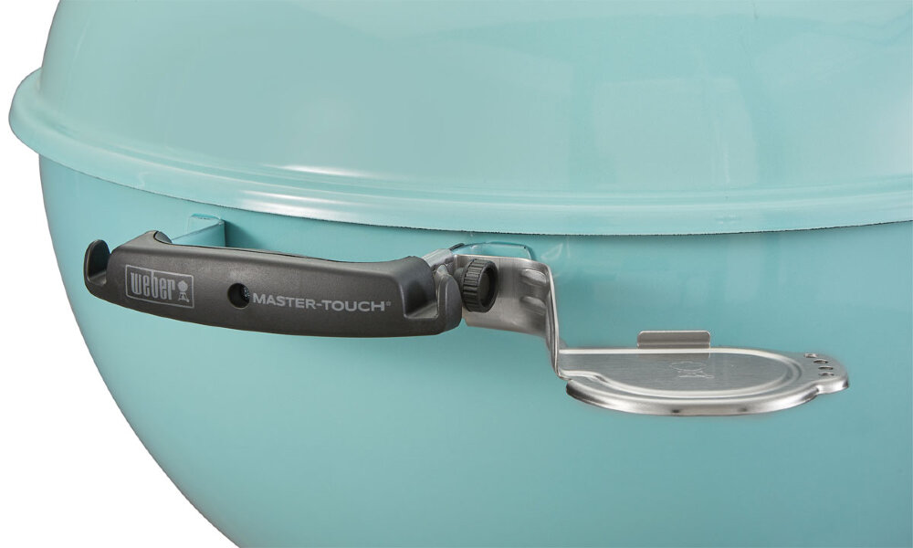 Угольный гриль Weber Master-Touch GBS C-5750 бирюзовый