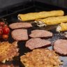 Газовый гриль Weber Genesis E-325W черный