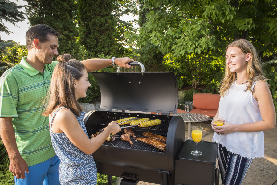 Пеллетный гриль Broil King Crown 500