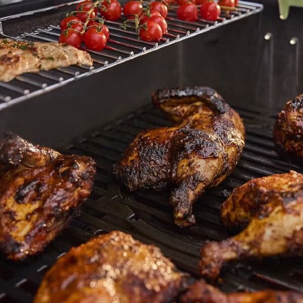 Газовый гриль Weber Genesis E-315W черный