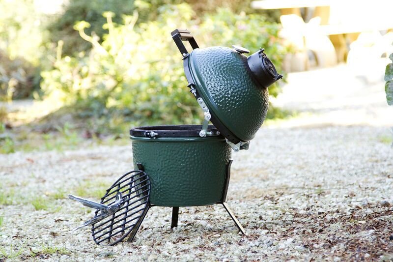 Керамический гриль Big Green Egg Mini