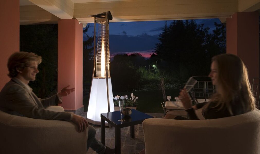 Уличный обогреватель Siabs Kaliente Magic LED с дистанционным управлением