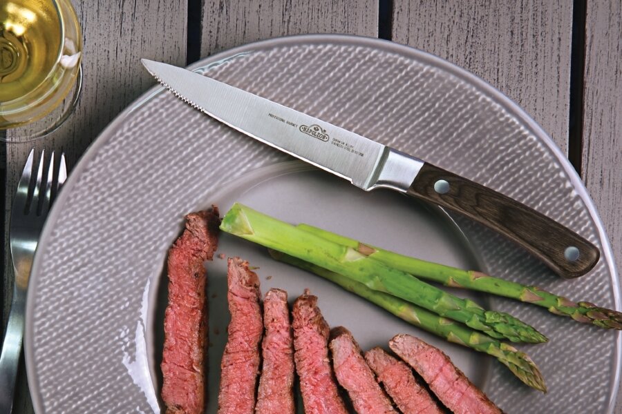 Нож для стейков Napoleon с деревянной ручкой