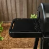 Боковой столик с двухсторонней разделочной доской Weber WORKS