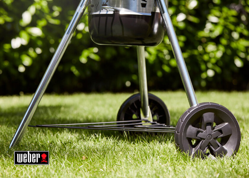 Угольный гриль Weber Master-Touch GBS C-5750 синий графит