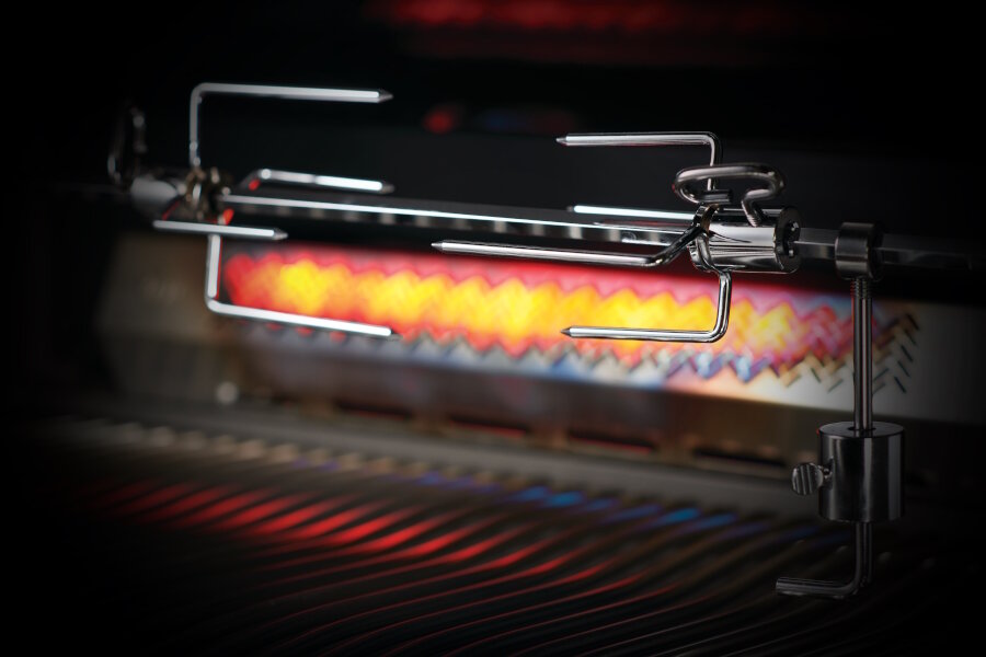 Газовый гриль Napoleon Rogue-425 RSB с вертелом