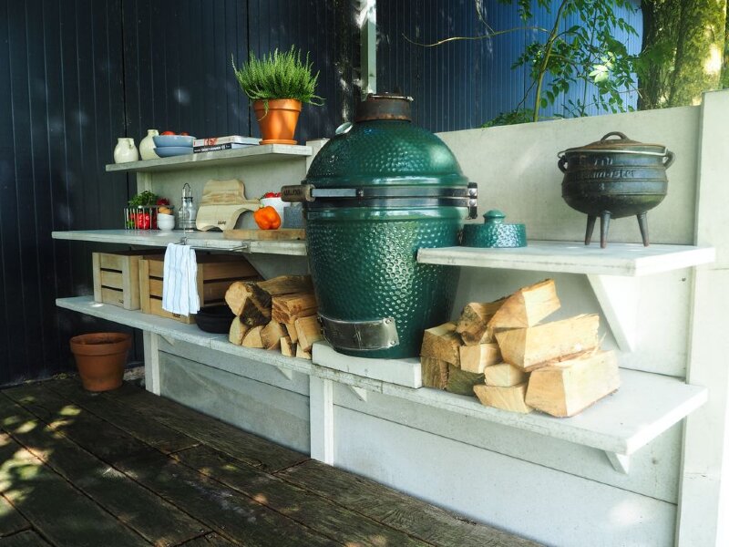 Керамический гриль Big Green Egg Medium