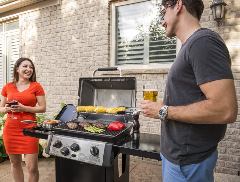 Газовый гриль Broil King Gem 330