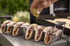 Подставка Weber для приготовления и сервировки Тако