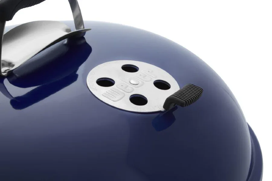 Угольный гриль Weber Master-Touch GBS C-5755 синий океан