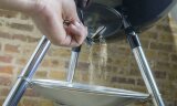 Угольный гриль Weber Original Kettle 47 см без термометра
