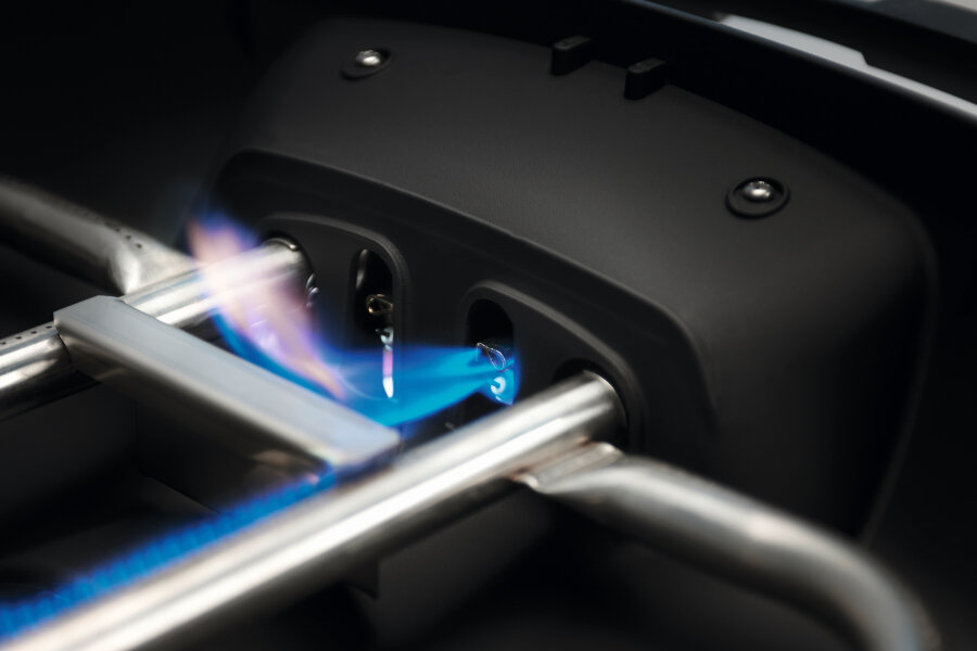 Газовый гриль Napoleon TravelQ-285X черный