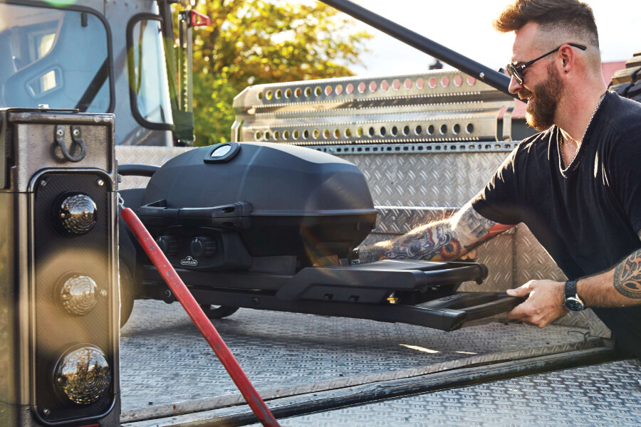 Газовый гриль Napoleon TravelQ PRO-285X Phantom