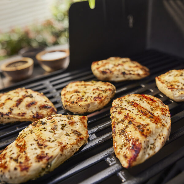 Газовый гриль Weber Genesis E-415 черный