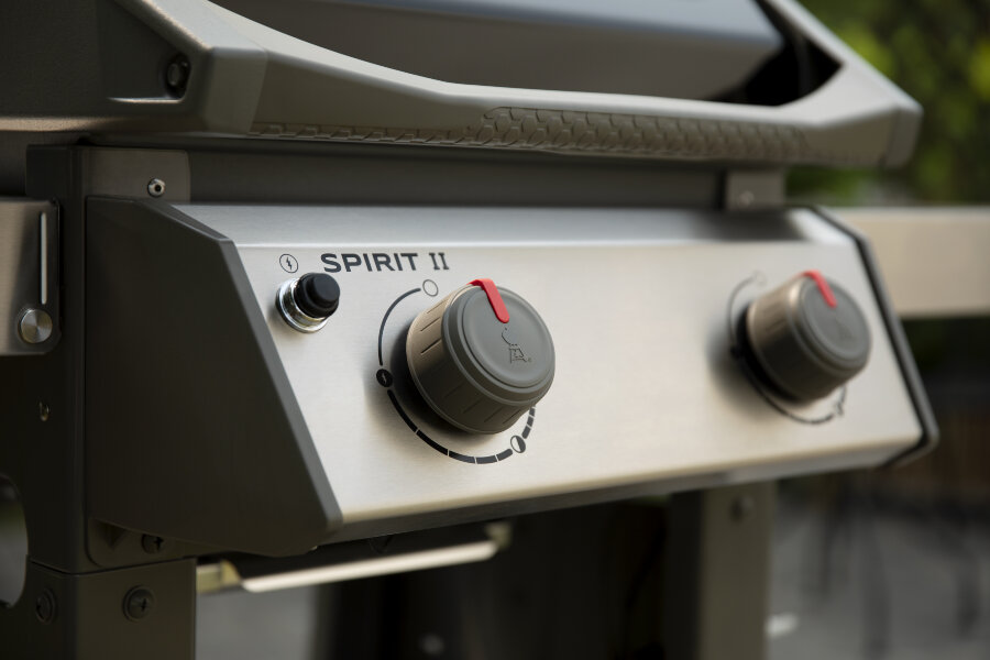 Газовый гриль Weber Spirit II E-210 GBS черный