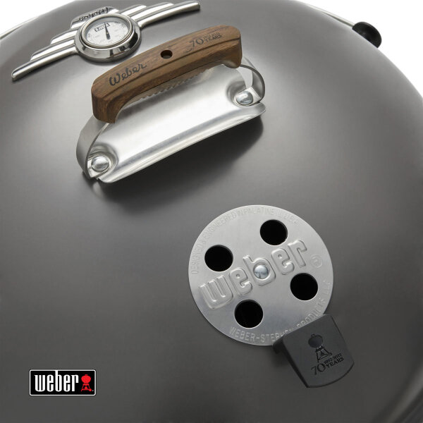 Угольный гриль Weber 70th Anniversary Edition Kettle