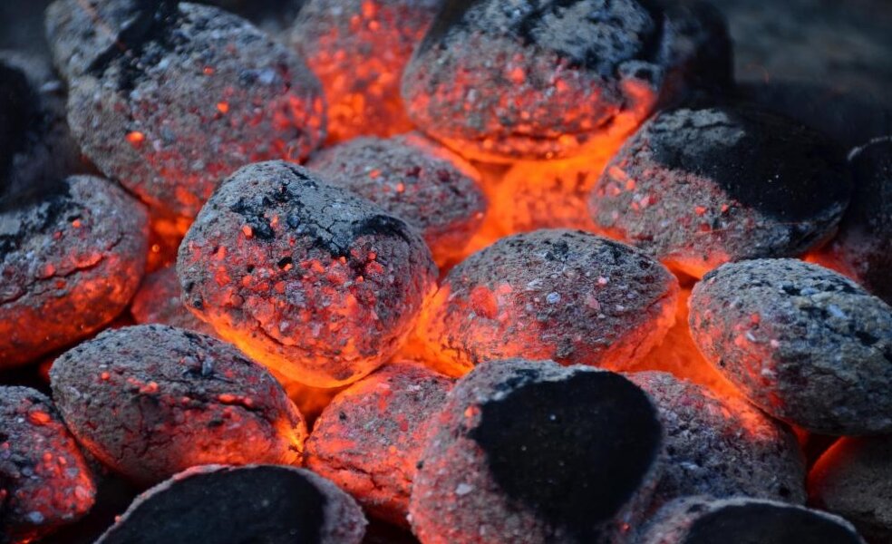 Угольные брикеты Weber Long Lasting 2.5 кг (120 минут)