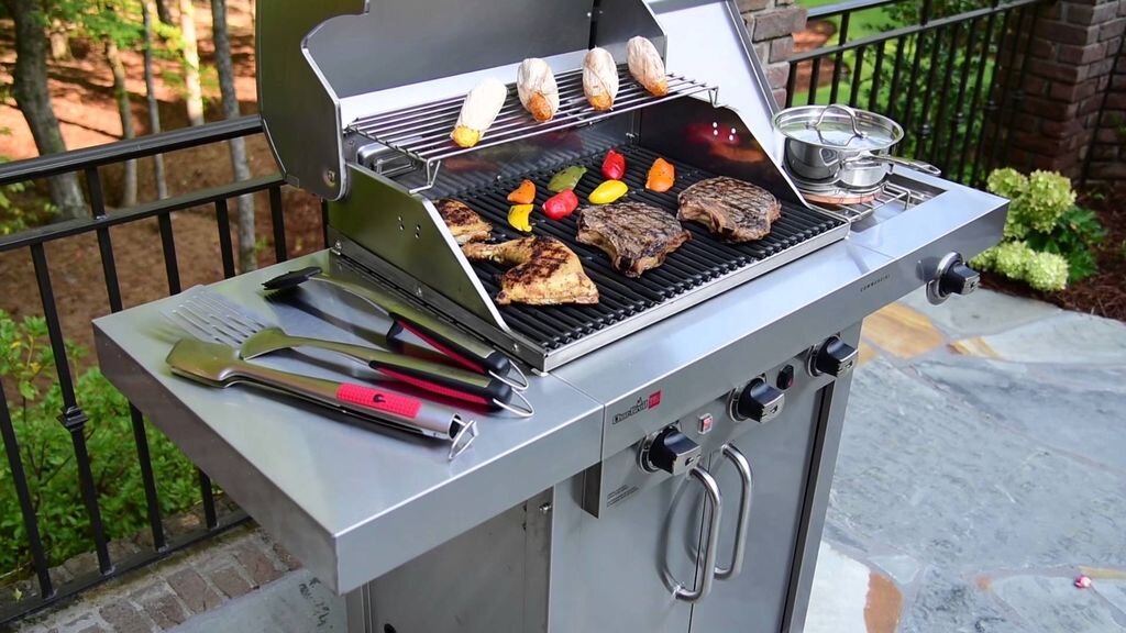 Газовый гриль Char-Broil Professional 3S стальной