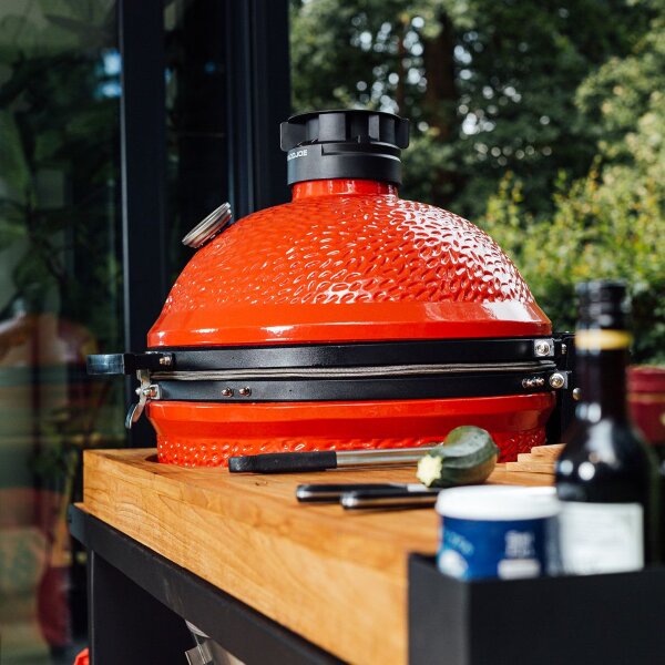 Стол OFYR для гриля Kamado Joe черный на колесах с деревянной столешницей