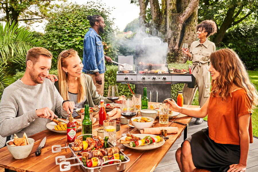 Газовый гриль Char-Broil Performance Power Edition 3B черный