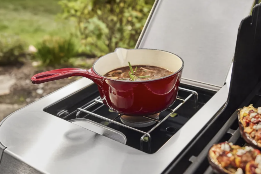 Газовый гриль Weber Genesis E-335W