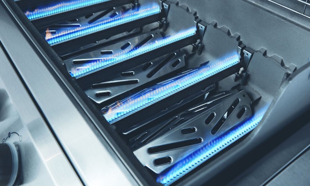 Газовый гриль Weber Genesis II E-310 GBS черный