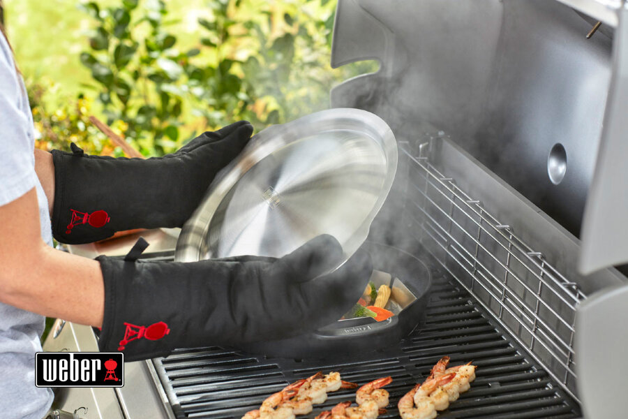 Вок Weber GBS чугунный со вставкой для приготовления на пару