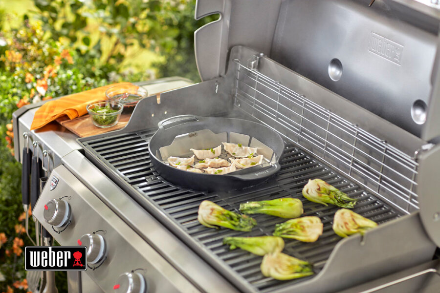 Вок Weber GBS чугунный со вставкой для приготовления на пару