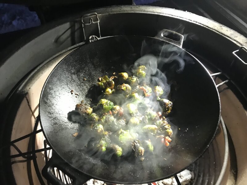 Вок для гриля Kamado чугунный