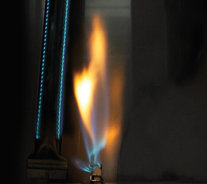 Газовый гриль Napoleon Rogue-425 с ИК горелкой черный