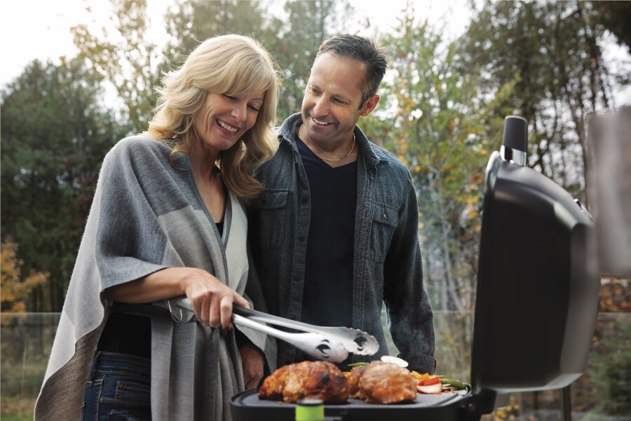 Электрический гриль Napoleon TravelQ 285 PRO черный