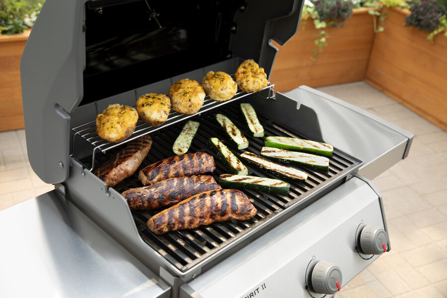 Газовый гриль Weber Spirit II E-310 GBS черный
