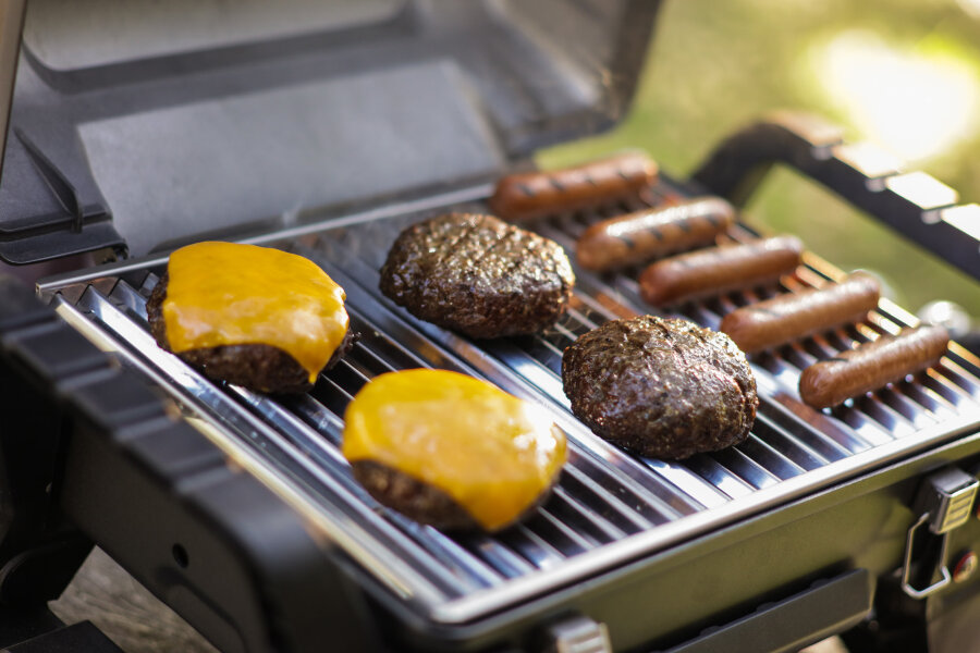 Газовый гриль Char-Broil X200